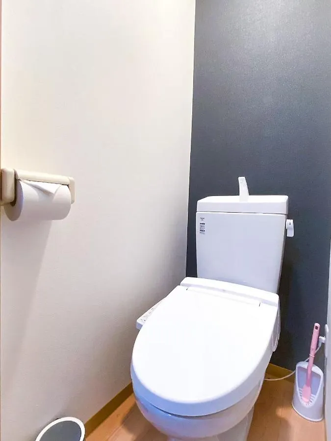 Eaglehome Jr: Two-Story Apartment Near Taoguan Station Osaka 0*,